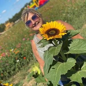 Meet your Posher, Deanna